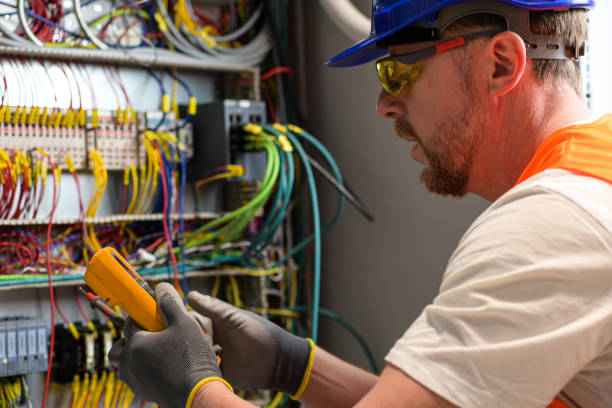 Best Emergency Electrical Repair  in Eaton Rapids, MI